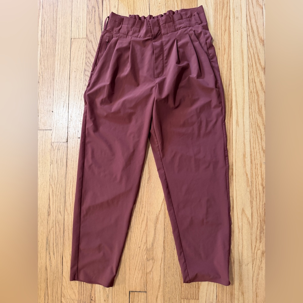 Athleta Skyline Pant 4 Stylish Burgundy Pleated Pants